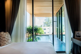 Glam Habitat Hotel