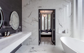 Glam Habitat Hotel