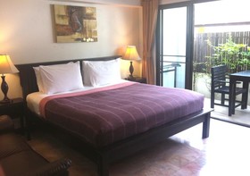 Kamala Beachfront Apartment