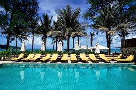 Kamala Beachfront Apartment
