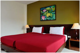 Kamala Beachfront Apartment
