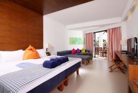Sunwing Kamala Beach