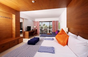 Sunwing Kamala Beach