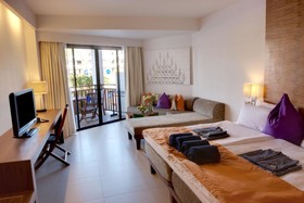 Sunwing Kamala Beach