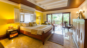 Thavorn Beach Village Resort