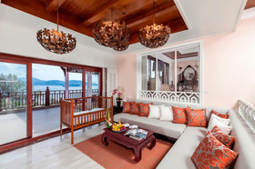 Thavorn Beach Village Resort