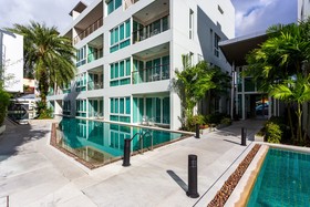 The Palms Kamala by Lofty