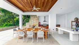 Villa Chelay