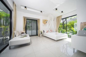Villa Kamala Regent