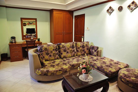 Baan SS Karon