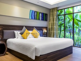 Holiday Inn Resort Phuket Karon Beach