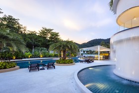 Holiday Inn Resort Phuket Karon Beach
