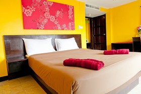Fullmoon Beach Resort