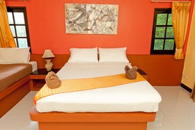 Fullmoon Beach Resort