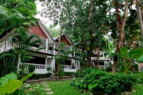 Fullmoon Beach Resort