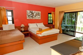 Fullmoon Beach Resort