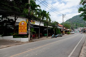 Fullmoon Beach Resort
