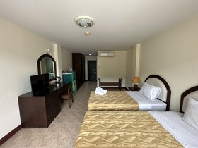 Kata Place Hotel