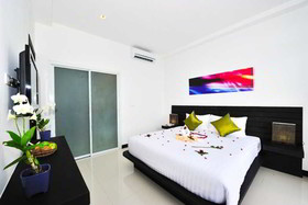 Lae Lay Suites