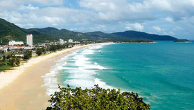 Lap Roi Karon Beachfront by Shanaya