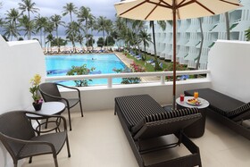 Le Meridien Phuket Beach Resort