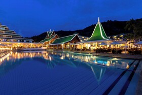 Le Meridien Phuket Beach Resort