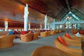 Le Meridien Phuket Beach Resort