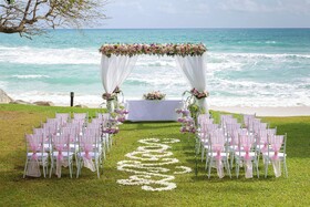 Le Meridien Phuket Beach Resort
