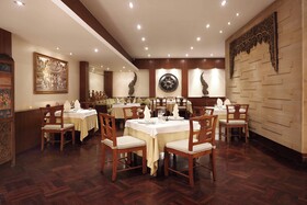 Le Meridien Phuket Beach Resort