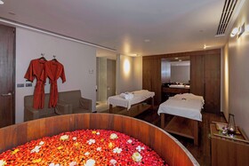 Le Meridien Phuket Beach Resort
