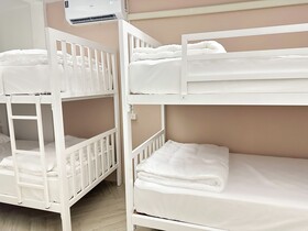 Montana Hotel & Hostel