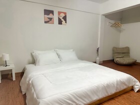 Montana Hotel & Hostel