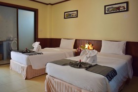 Outdoor Inn Kata Hotel