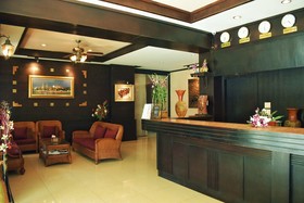 Outdoor Inn Kata Hotel