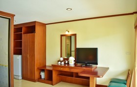 Outdoor Inn Kata Hotel