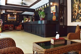 Outdoor Inn Kata Hotel