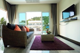 Phunawa Karon Beach Resort & Spa