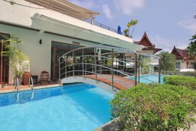 Phunawa Karon Beach Resort & Spa