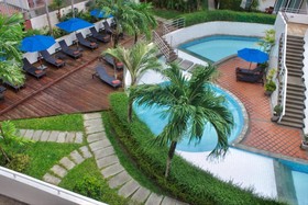 Phunawa Karon Beach Resort & Spa