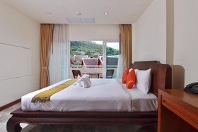 Phunawa Karon Beach Resort & Spa