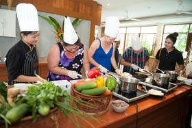 Phunawa Karon Beach Resort & Spa
