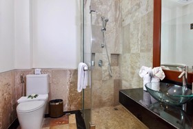 Phunawa Karon Beach Resort & Spa