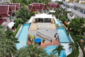Phunawa Karon Beach Resort & Spa