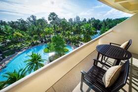 Pullman Phuket Karon Beach Resort