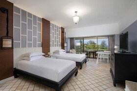 Pullman Phuket Karon Beach Resort