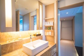 Pullman Phuket Karon Beach Resort
