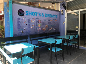 Shots & Dreams Guesthouse