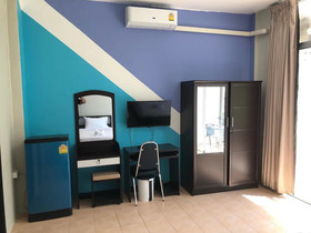 Shots & Dreams Guesthouse