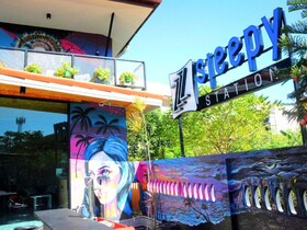 Sleepy Station Hostel