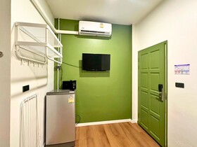 Sleepy Station Hostel